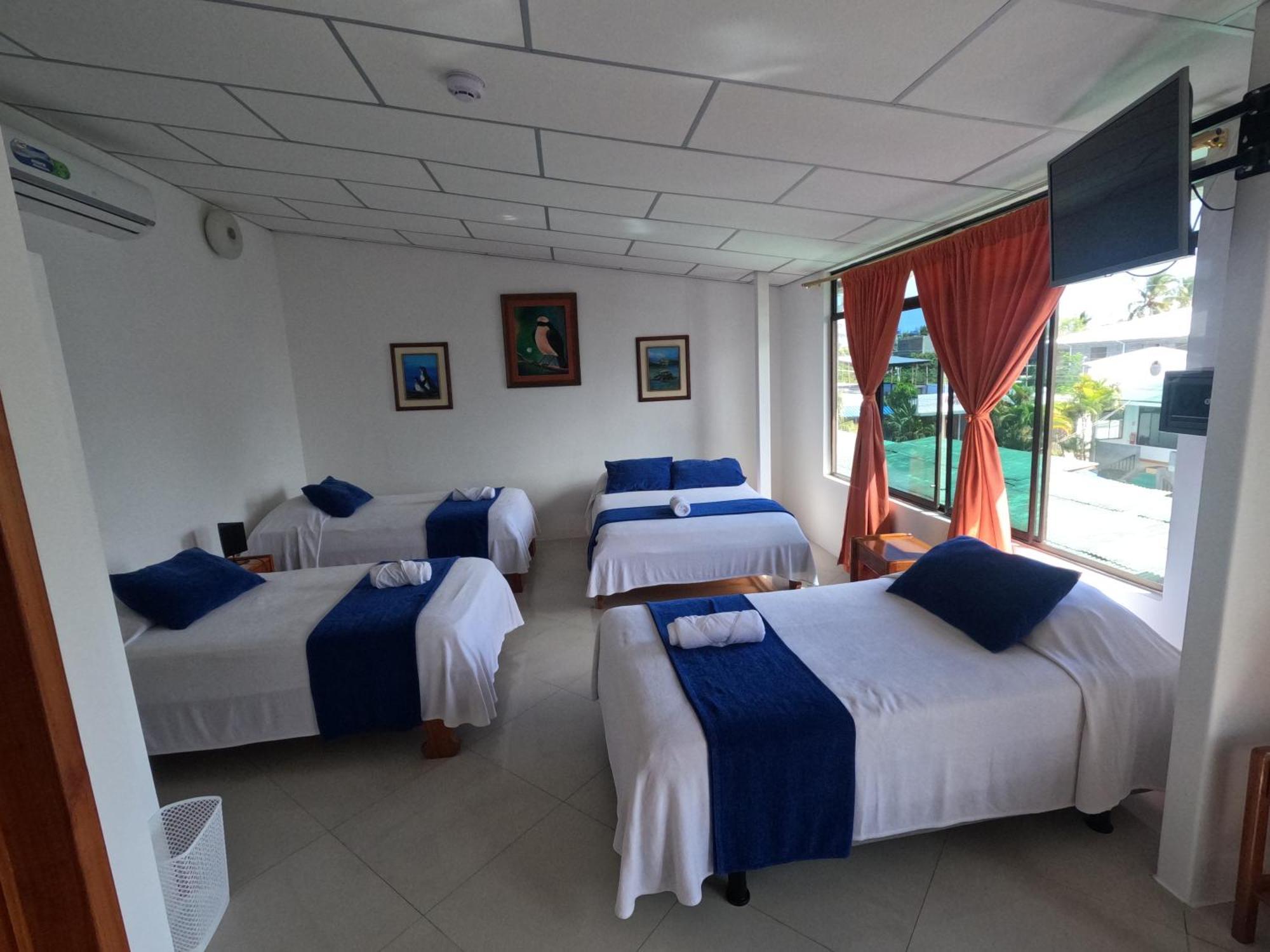 Fernandina Hotel & Spa Puerto Ayora  Extérieur photo